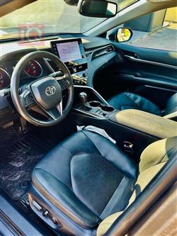 تۆیۆتا کامری